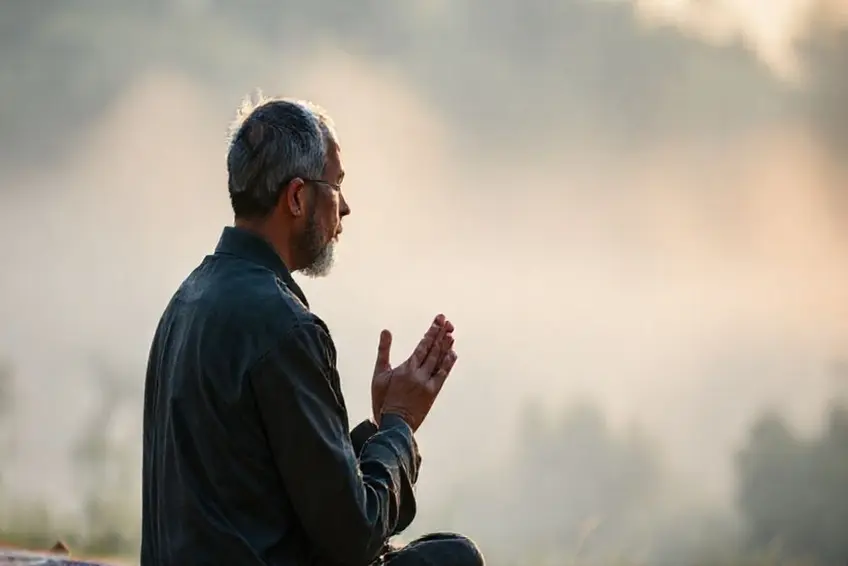 O que a Bíblia diz sobre a oração